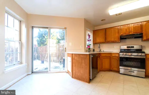 $2,990 | 8853 Stable Forest Place, Bristow, VA 20136