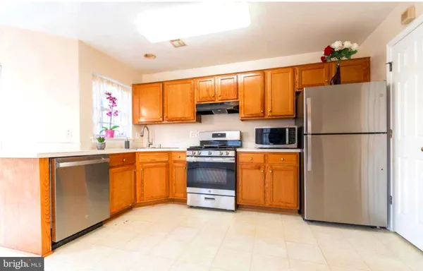 $2,990 | 8853 Stable Forest Place, Bristow, VA 20136