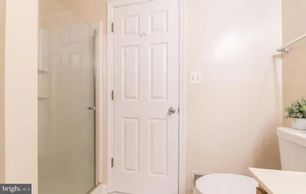 $2,990 | 8853 Stable Forest Place, Bristow, VA 20136