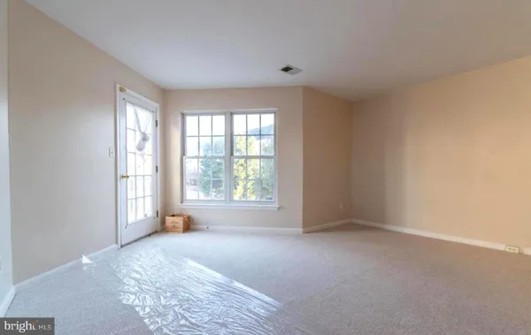 $2,990 | 8853 Stable Forest Place, Bristow, VA 20136