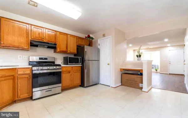 $2,990 | 8853 Stable Forest Place, Bristow, VA 20136