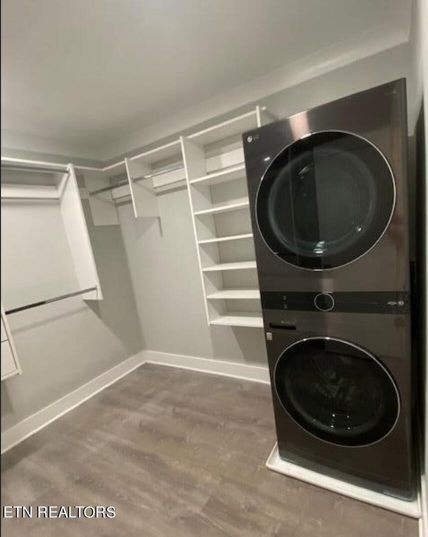 7120 Bonair Road Knoxville, TN 37918 - Photo 16 of 29 a utility room with washing machine and a view of bedroom