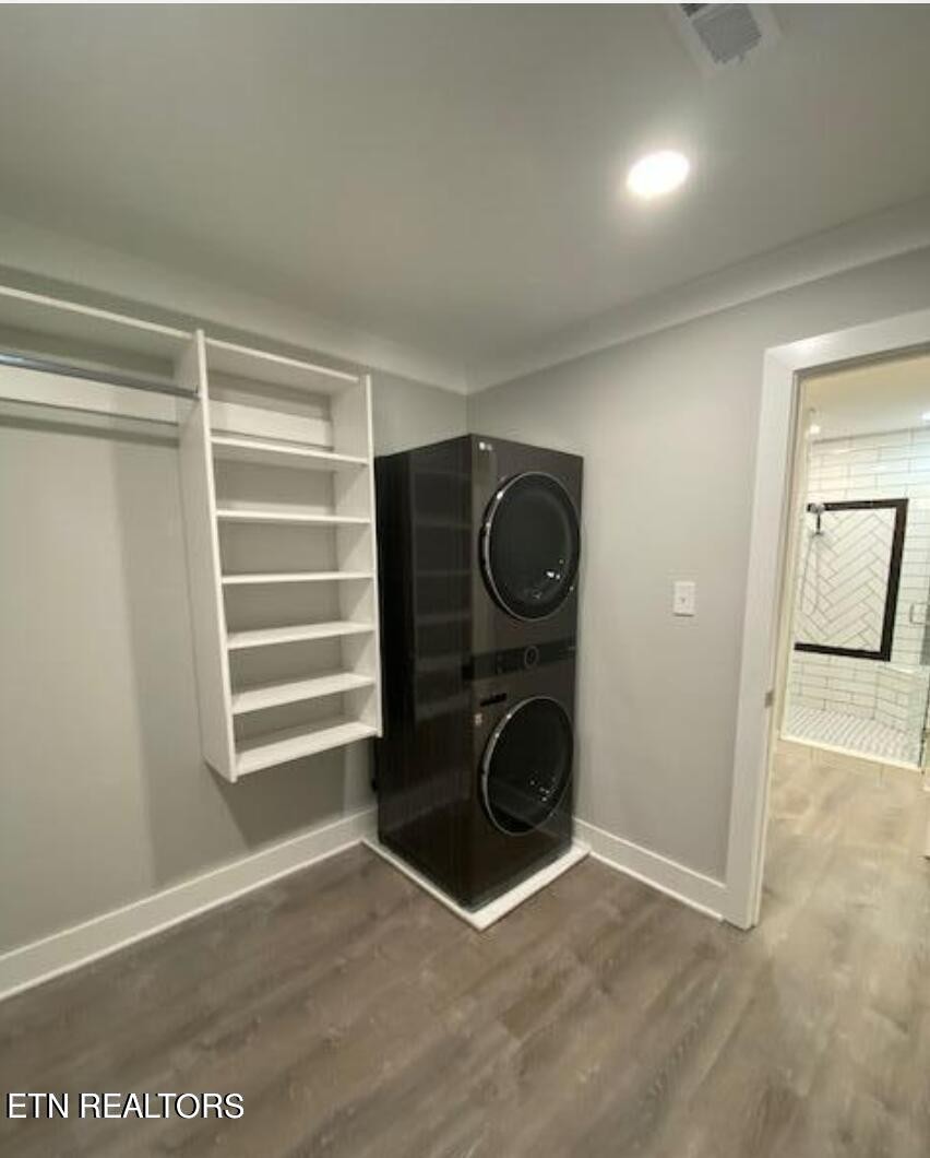 7120 Bonair Road Knoxville, TN 37918 - Photo 17 of 29 a utility room with dryer and washer