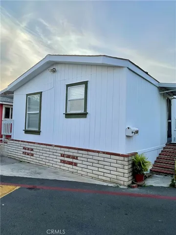 $159,900 | 306 South Sullivan Street, Santa Ana, CA 92704