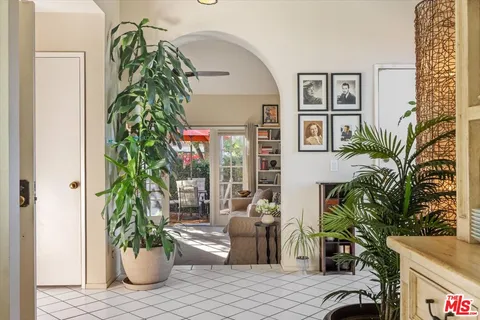 $895,000 | 25968 Aosta Court, Valencia, CA 91355