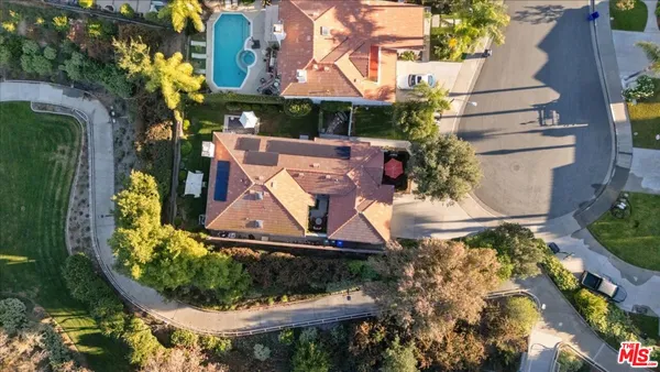 $900,000 | 25968 Aosta Court, Valencia, CA 91355