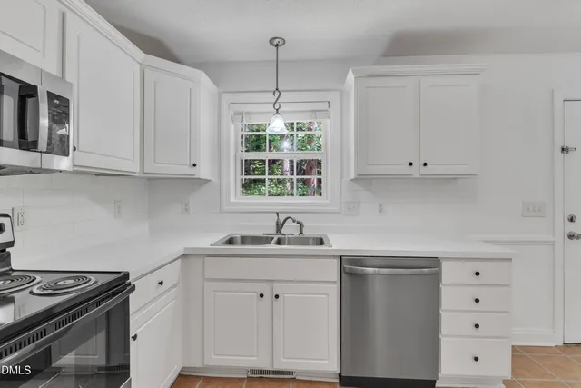 $1,900 | 7040 Pine Road, Sanford, NC 27332