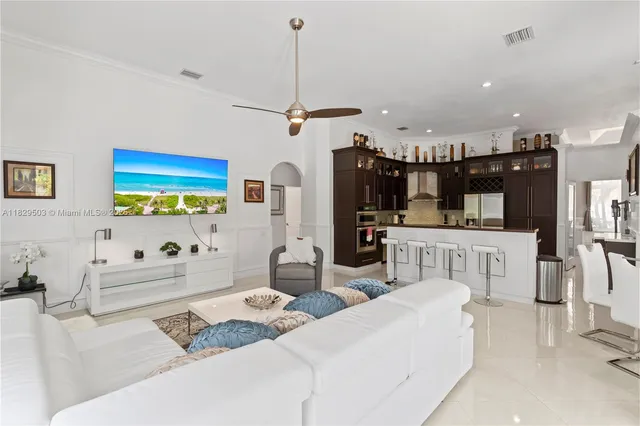 $8,500 | 16601 Southwest 87th Court, Unit 16601, Palmetto Bay, FL 33157