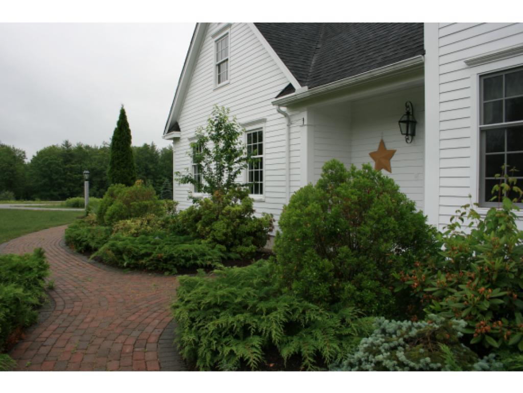 6 Fieldstone Drive Bow, NH 03304 - Photo 2 of 36