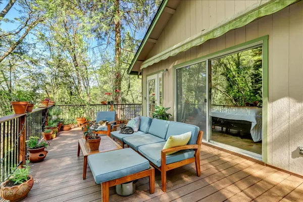 $579,000 | 10901 Footwall Drive, Grass Valley, CA 95945