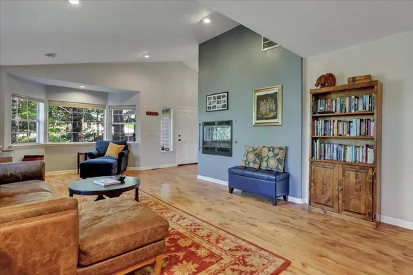 $579,000 | 10901 Footwall Drive, Grass Valley, CA 95945