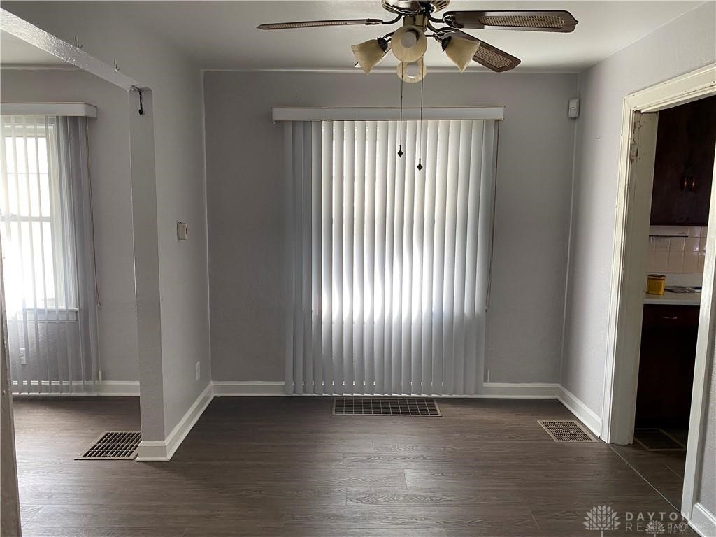 425 Elmhurst Road Dayton, OH 45417 - Photo 5 of 13 Dining Room