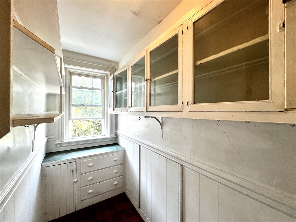 76 Babcock Street, Unit 3 Brookline, MA 02446 - Photo 11 of 21