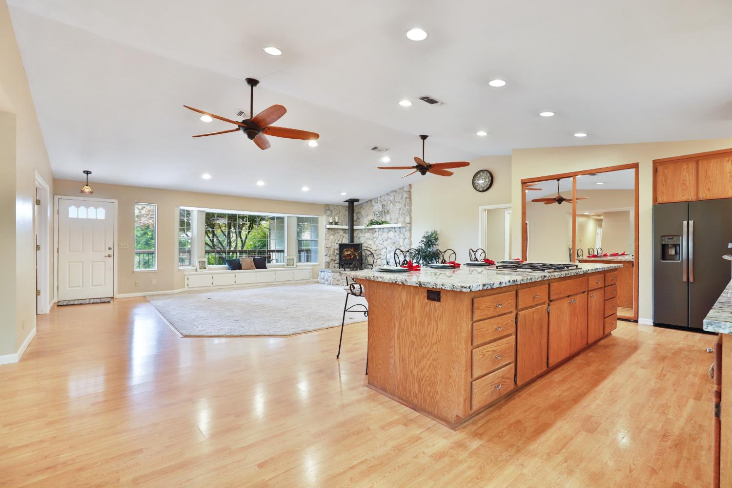 4773 Jacarah Road Placerville, CA 95667 - Photo 16 of 94