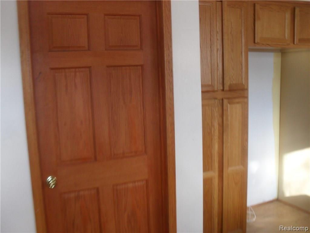 2430 East Thirteen Mile Road Warren, MI 48092 - Photo 5 of 18 13 mile 008.JPG