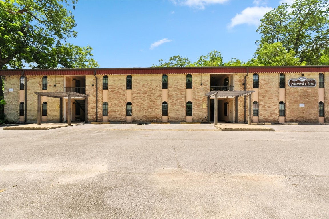 407 East 45th Street, Unit 111 Austin, TX 78751 - Photo 2 of 15 front view of a house with a street
