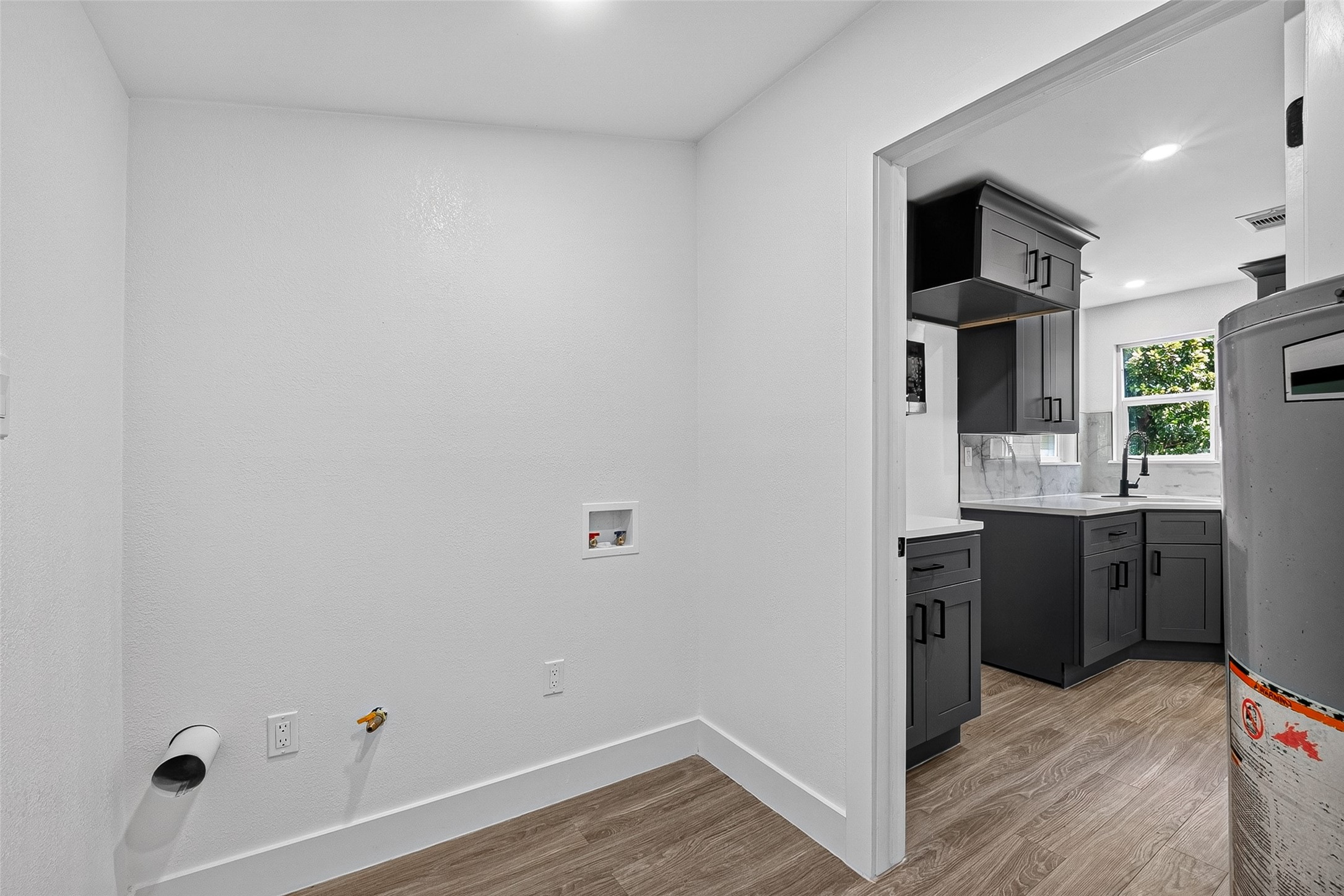 106 South 9th Street Highlands, TX 77562 - Photo 23 of 50
