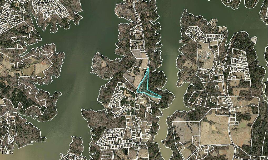 5354 Satterwhite Point Road Henderson, NC 27537 - Photo 2 of 5