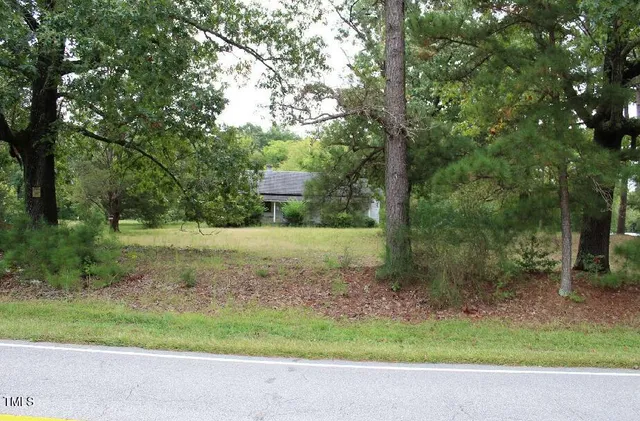 $495,000 | 5354 Satterwhite Point Road, Henderson, NC 27537