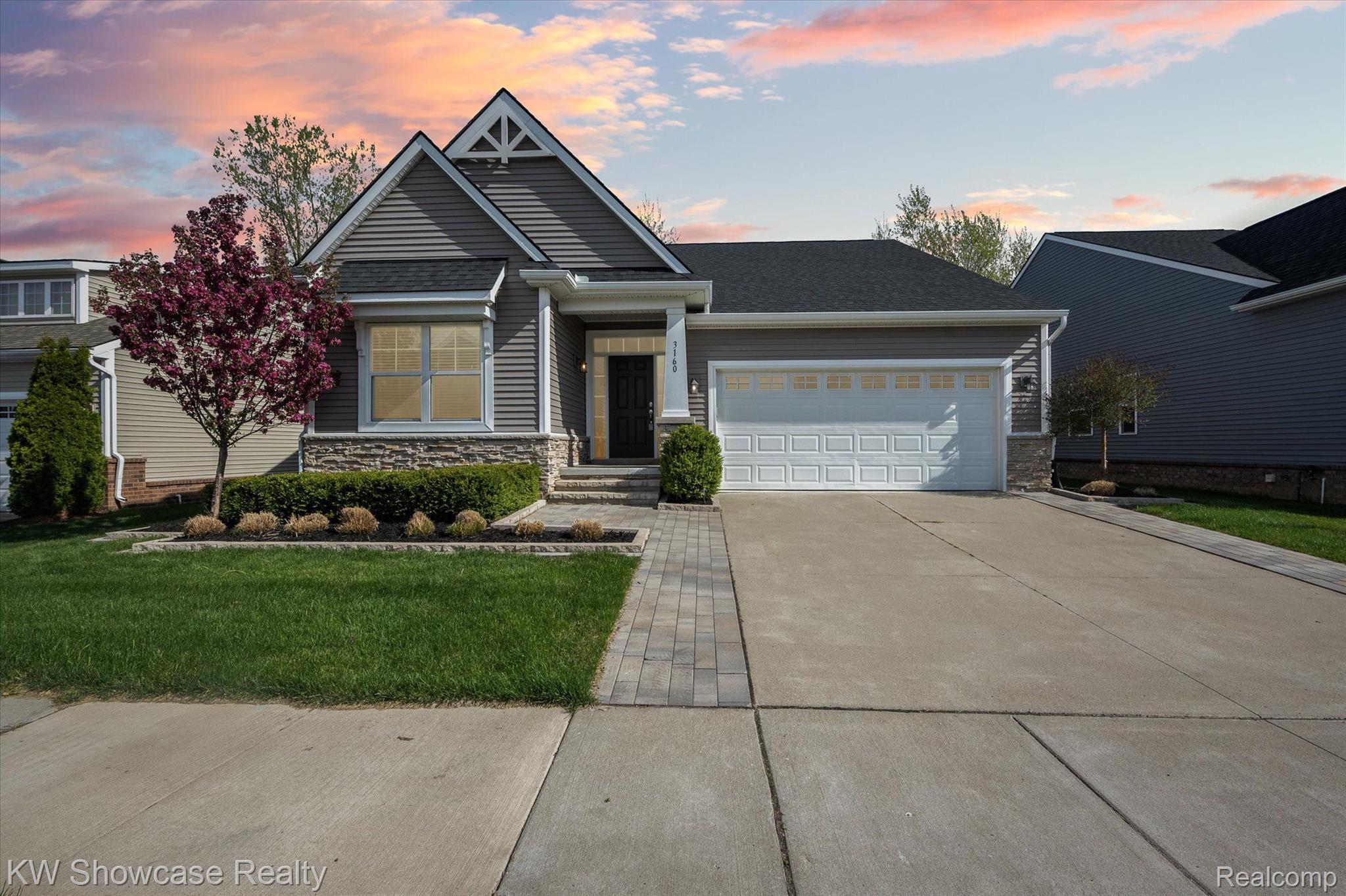 3160 Curtis Road Wixom, MI 48393 - Photo 4 of 44 Gallery Image 4