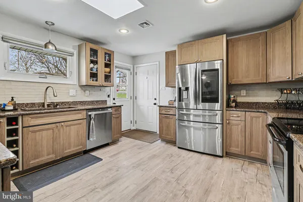 $399,000 | 247 Froelich Avenue, Mountville, PA 17554