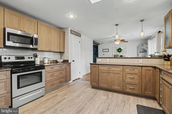 $399,000 | 247 Froelich Avenue, Mountville, PA 17554