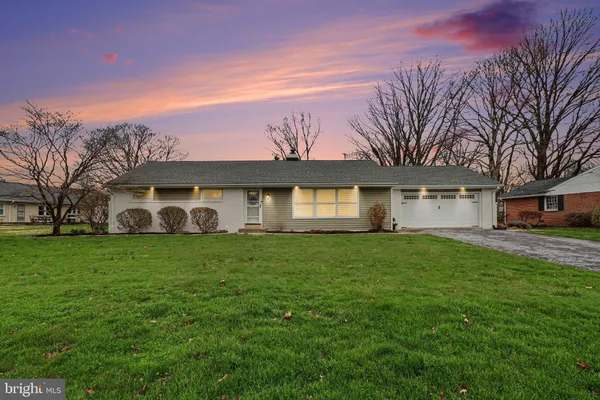 $399,000 | 247 Froelich Avenue, Mountville, PA 17554
