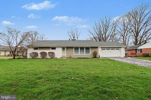 $399,000 | 247 Froelich Avenue, Mountville, PA 17554