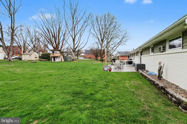 $399,000 | 247 Froelich Avenue, Mountville, PA 17554