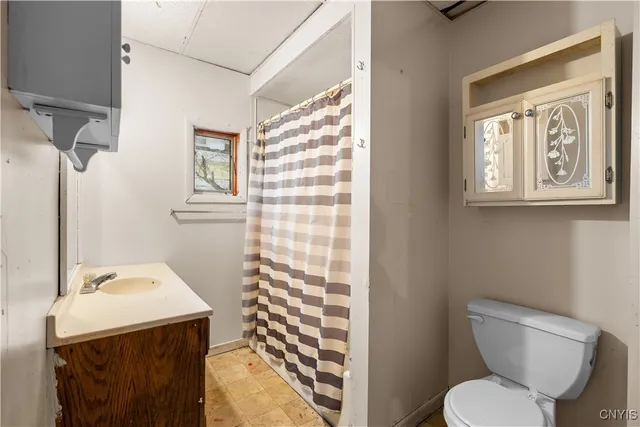 $91,000 | 102 Mechanic Street, Lenox, NY 13032