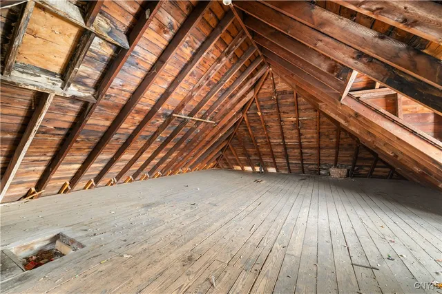 $91,000 | 102 Mechanic Street, Lenox, NY 13032