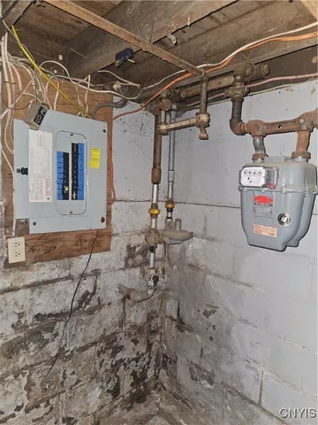 $91,000 | 102 Mechanic Street, Lenox, NY 13032