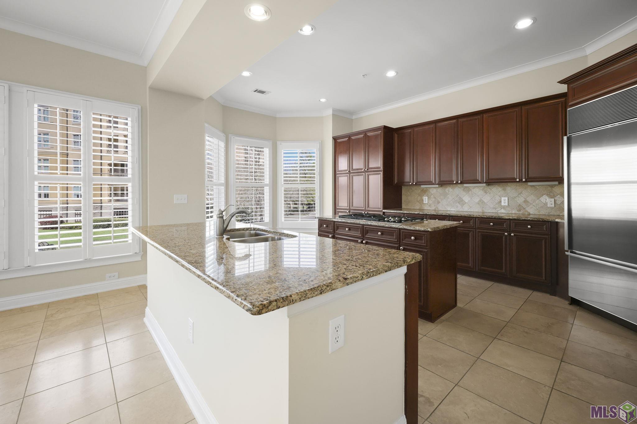 998 Stanford Avenue, Unit 203 Baton Rouge, LA 70808 - Photo 4 of 20