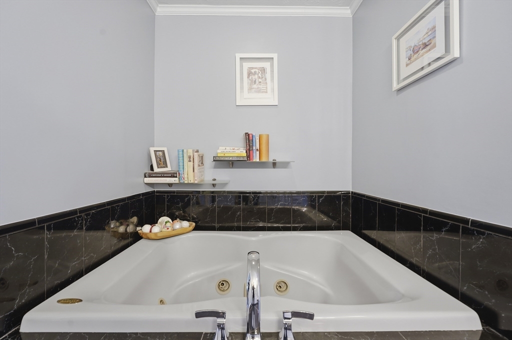 113 Madison Road Northborough, MA 01532 - Photo 22 of 42 Gallery Image 22
