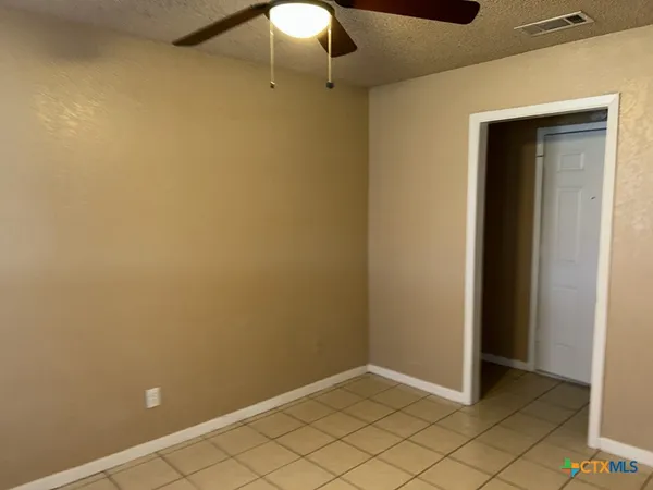 $1,250 | 1805 Galaxy Drive, Killeen, TX 76543