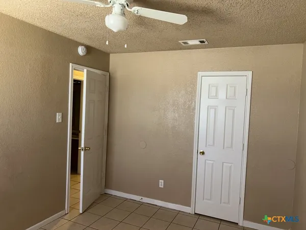 $1,250 | 1805 Galaxy Drive, Killeen, TX 76543
