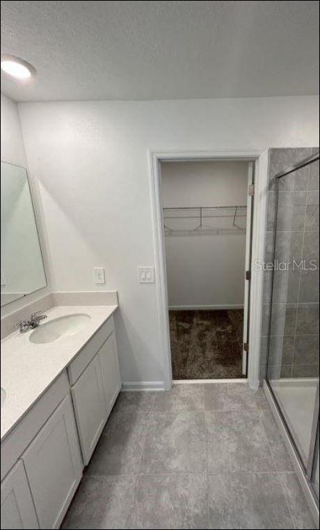 323 Heroic Road Davenport, FL 33837 - Photo 11 of 13