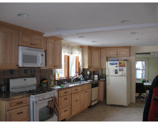 64 Walnut Road Tewksbury, MA 01876 - Photo 6 of 16