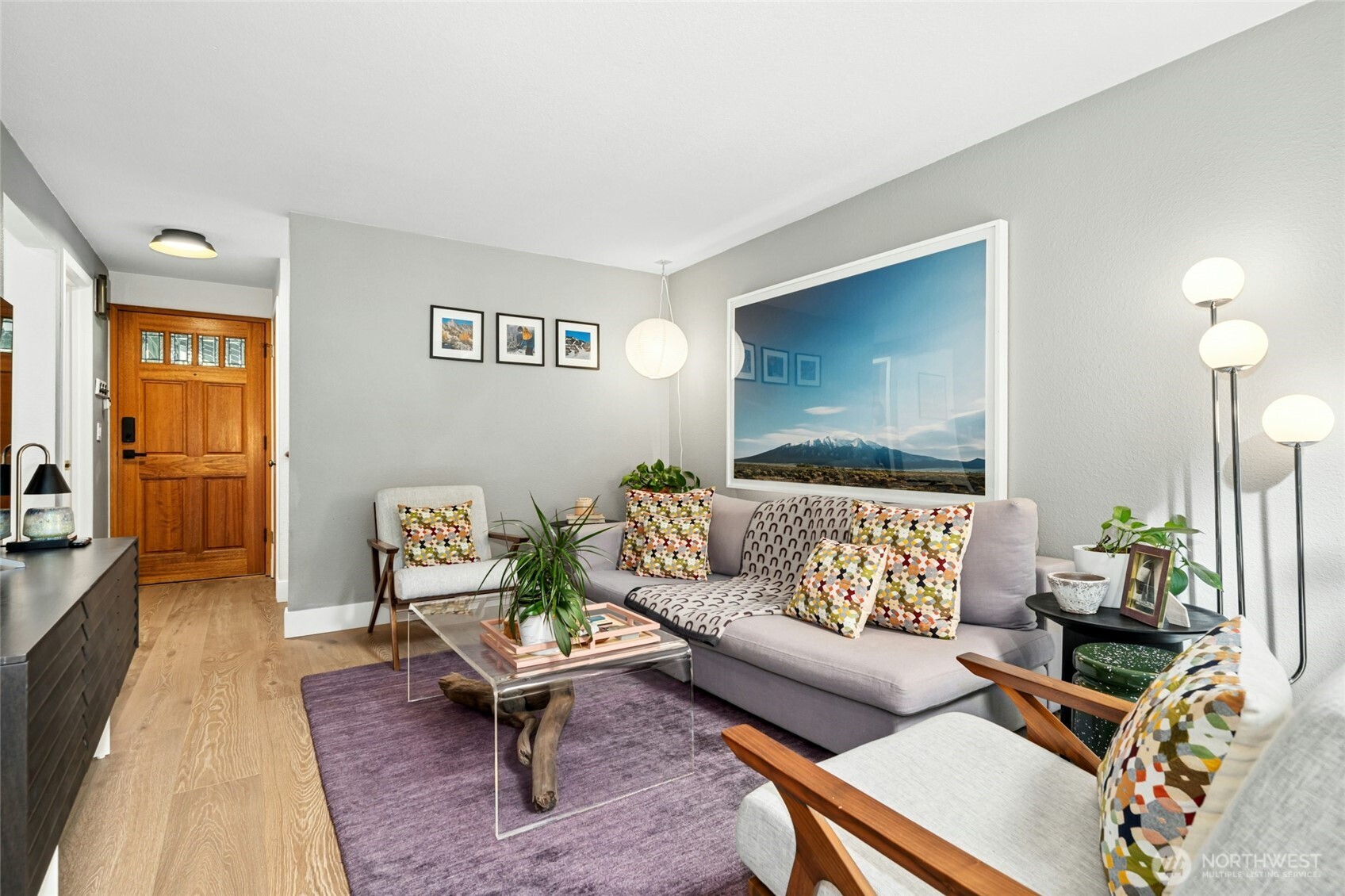 811 Northeast 57th Street Seattle, WA 98105 - Photo 5 of 37 Gallery Image 5