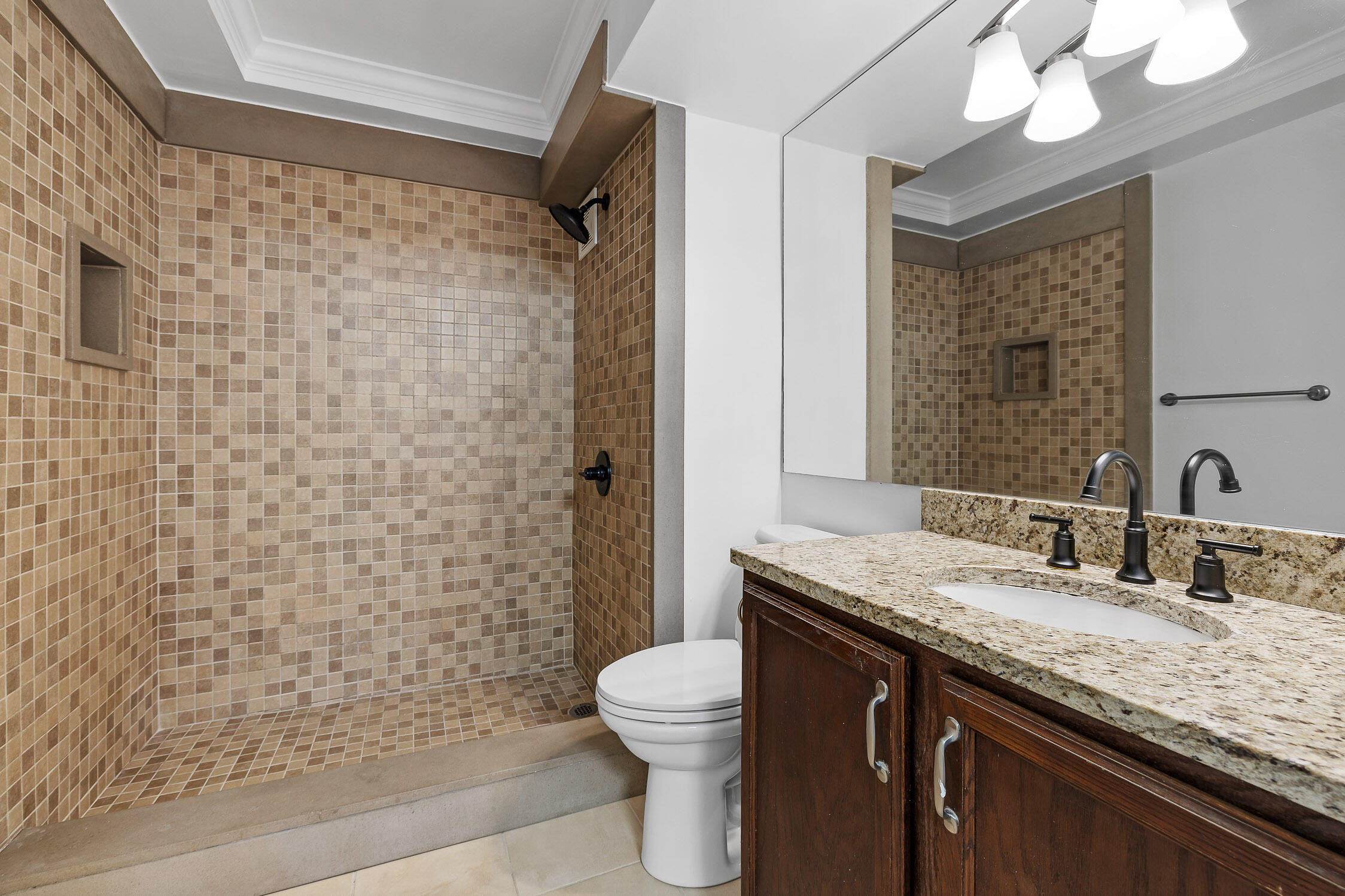 1131 Stringers Ridge Road, Unit 3F Chattanooga, TN 37405 - Photo 15 of 28 Stringers-16