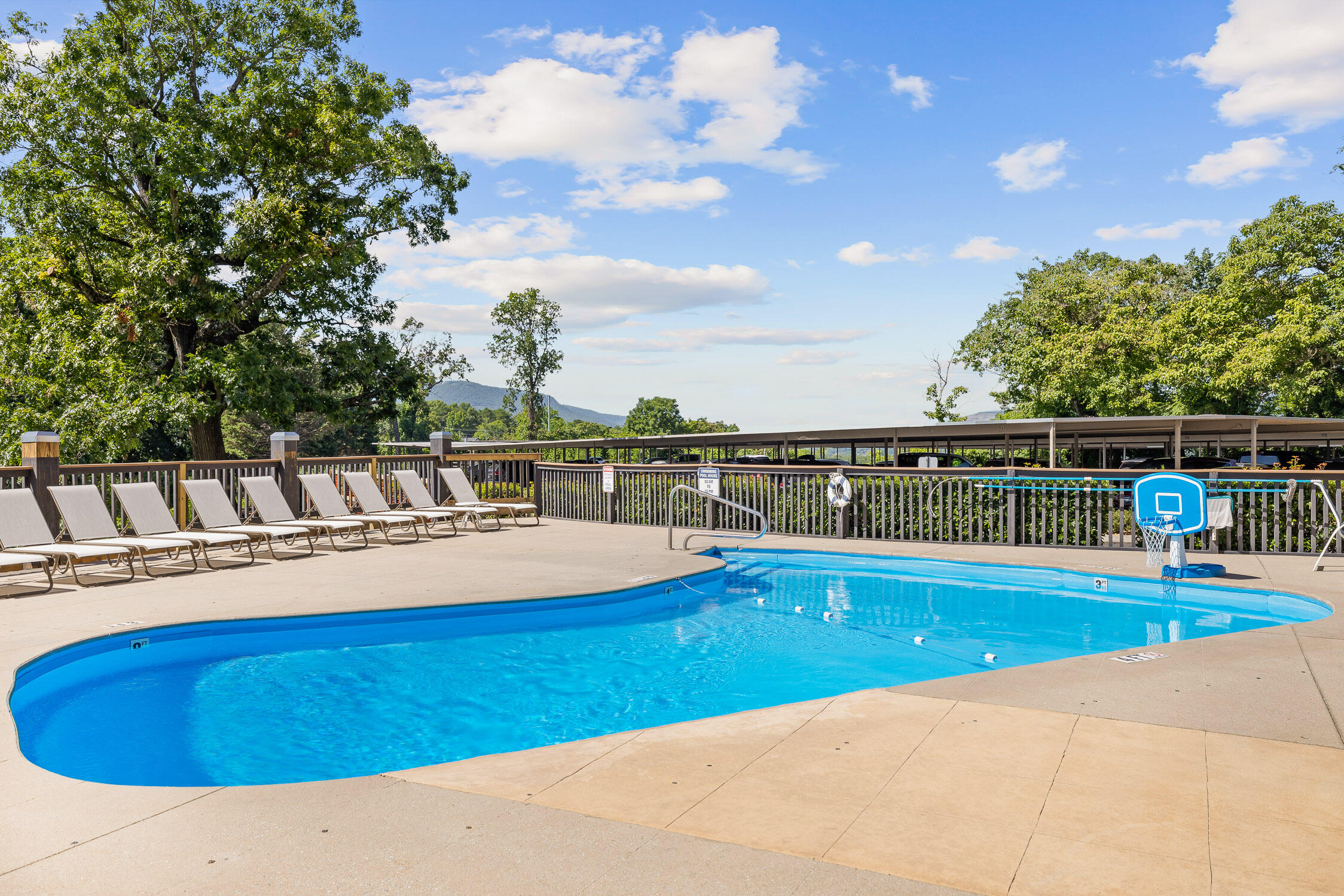 1131 Stringers Ridge Road, Unit 3F Chattanooga, TN 37405 - Photo 18 of 28 Stringers-26