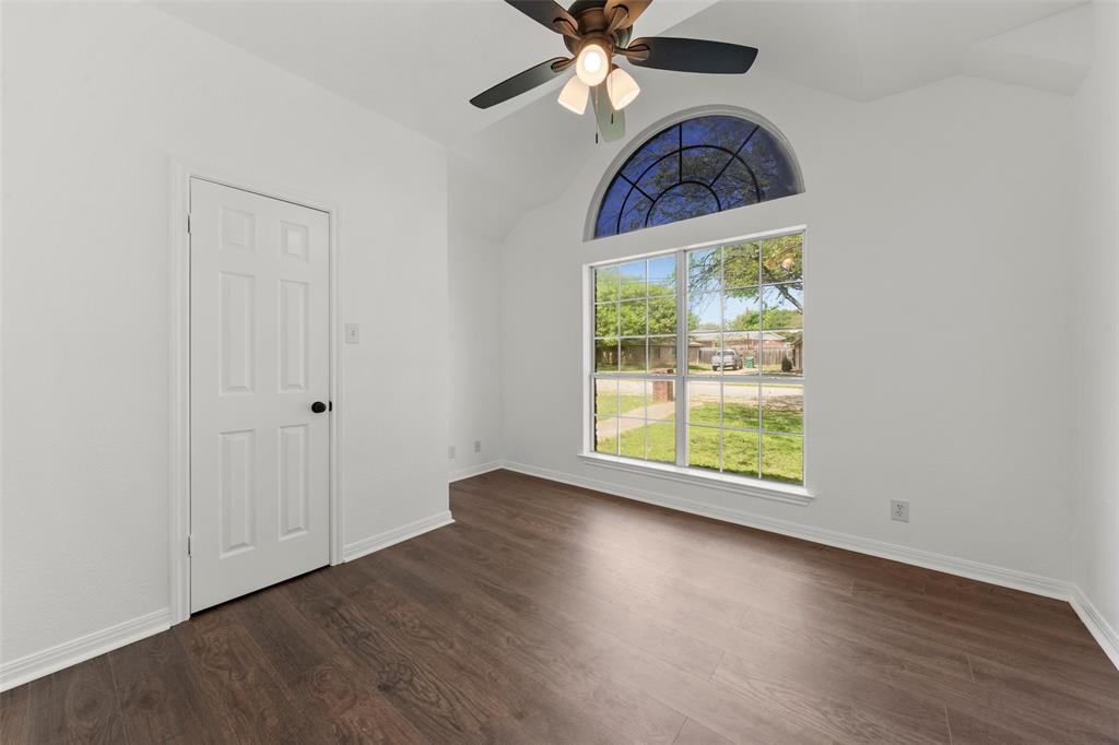 511 Kristi Street Robinson, TX 76706 - Photo 14 of 25