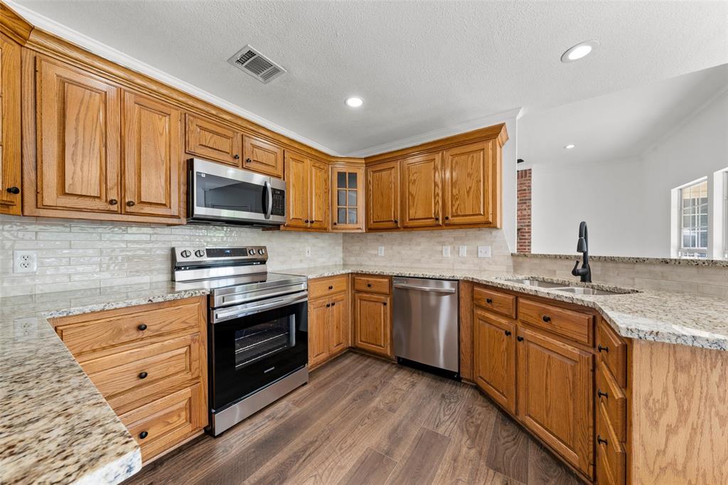 511 Kristi Street Robinson, TX 76706 - Photo 10 of 25