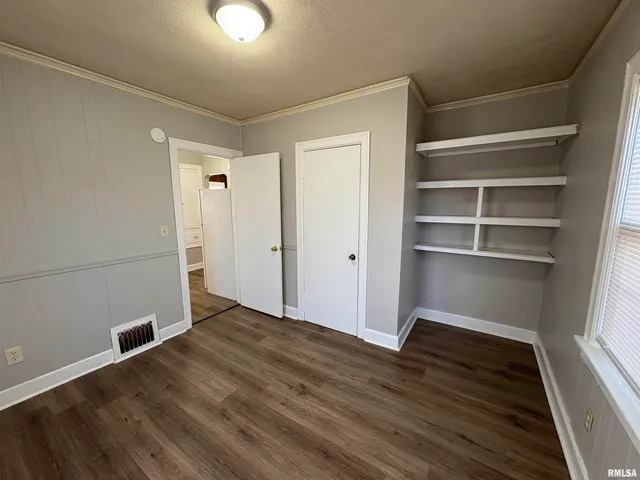 $1,399 | 2214 West Tripp Avenue, Peoria, IL 61604