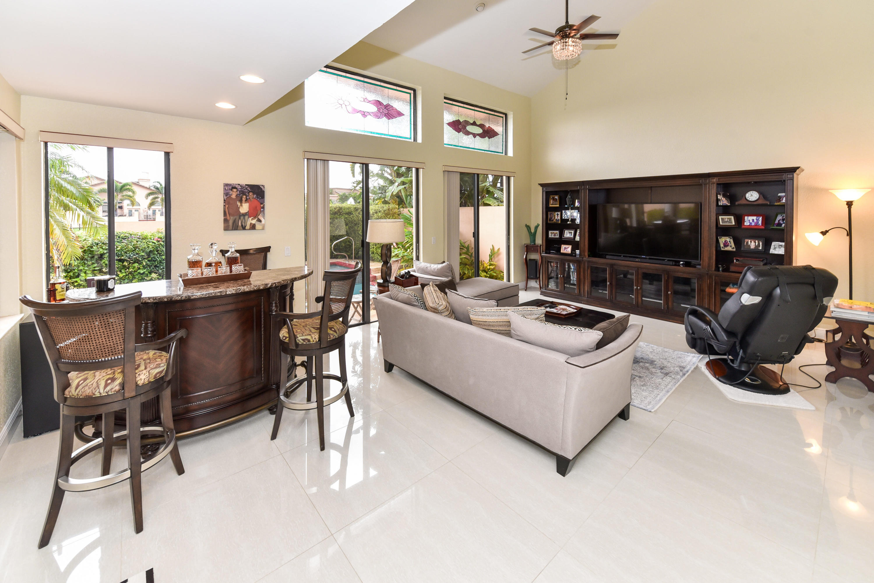 6381 Via Rosa Boca Raton, FL 33433 - Photo 7 of 41 6381 Via Rosa Boca Raton FL-print-007-01