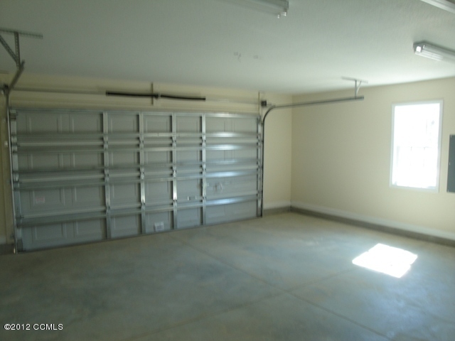 221 Loren Road Hubert, NC 28539 - Photo 17 of 23 Garage
