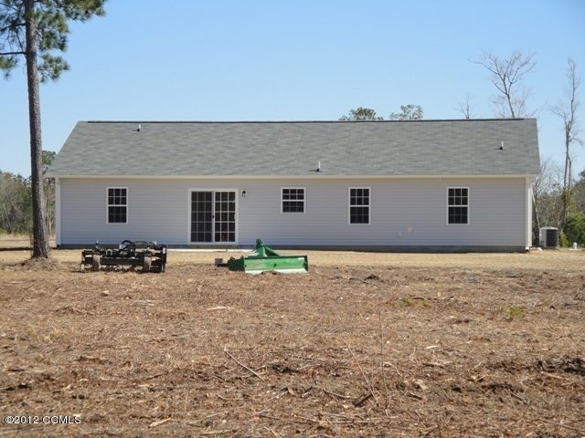 221 Loren Road Hubert, NC 28539 - Photo 21 of 23 Rear