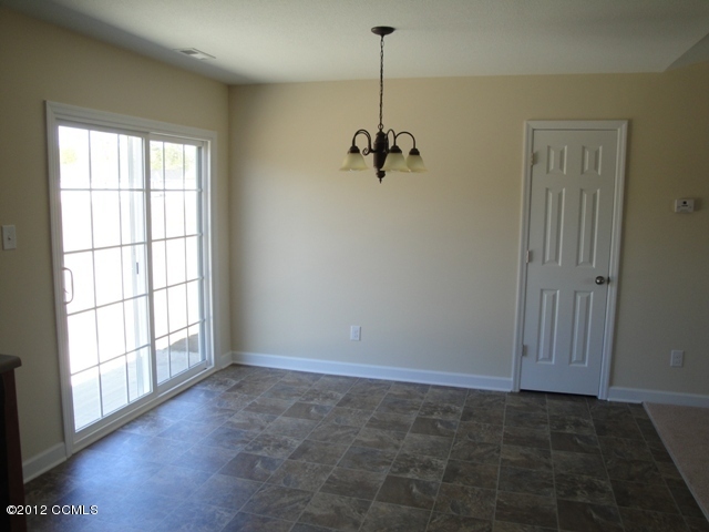 221 Loren Road Hubert, NC 28539 - Photo 5 of 23 Dining
