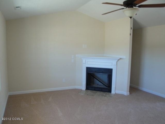 221 Loren Road Hubert, NC 28539 - Photo 7 of 23 Living Room