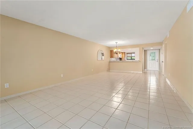 $359,000 | 1600 Northeast Dixie Highway, Unit 6202, Jensen Beach, FL 34957